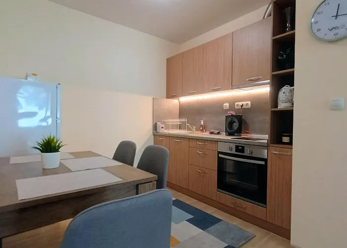 Kandahar Private Banszko