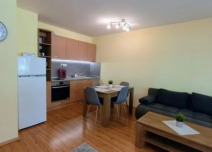 Kandahar Private Apartman *